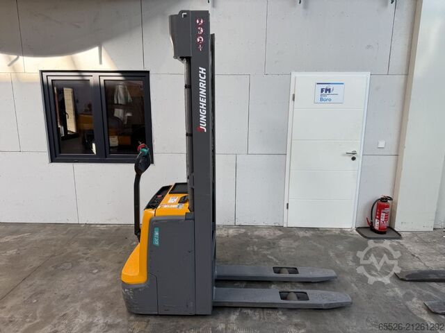 High Lift stacker Jungheinrich EJC 216 / nur 63 Std.