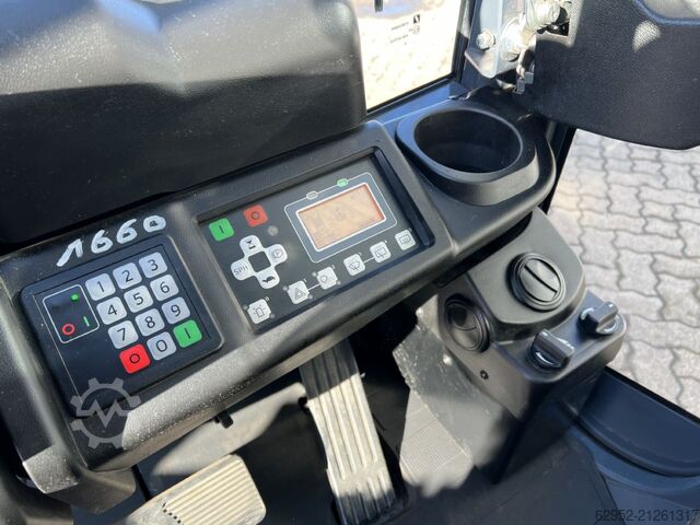 Elektro 4 Rad-Stapler Toyota 8 FBM 20 T / 1.460 Std.!