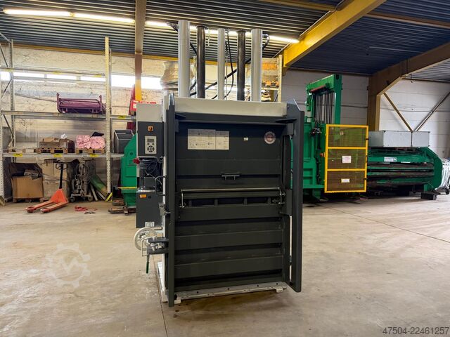 Bale press HSM V-Press 860 Plus