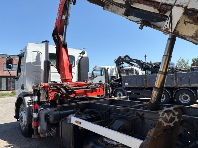 Crane Renault Premium + PALFINGER PK 10000.  2 X EXT.  + REMO...