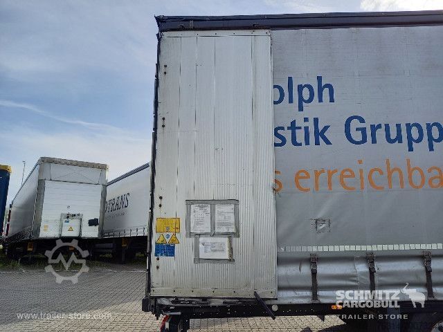 Open semitrailer with tarp Schmitz Cargobull Curtainsider Mega Getränke