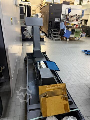 Universal-Bearbeitungszentrum Okuma MB-66 VA