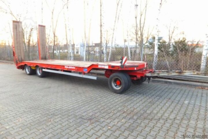Low loader trailer Müller-Mitteltal T 3  3 Achs Tieflader- Anhänger