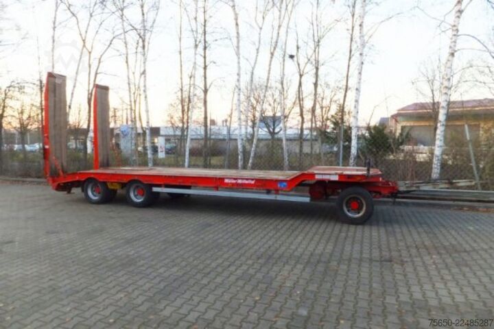 Low loader trailer Müller-Mitteltal T 3  3 Achs Tieflader- Anhänger