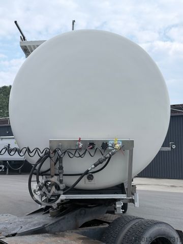 Tankauflieger  Gülle 32 cbm, Ladearm, Beschleuniger