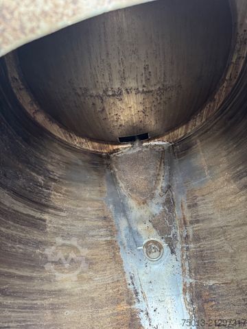 Tankauflieger  Gülle 32 cbm, Ladearm, Beschleuniger