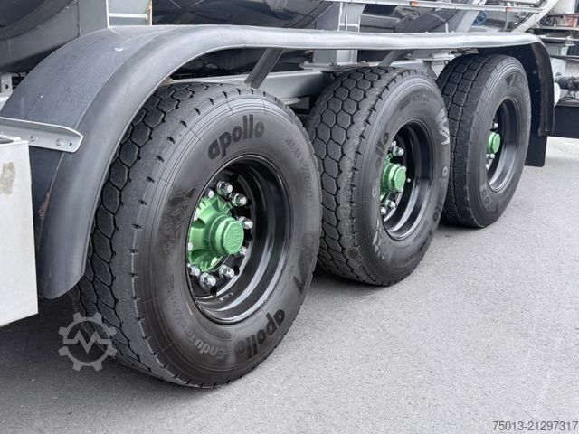 Tankauflieger  Gülle 32 cbm, Ladearm, Beschleuniger