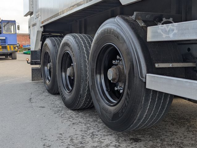 Auflieger mit Walkingfloor  Rollbandwagen mit Walzen und Förderband