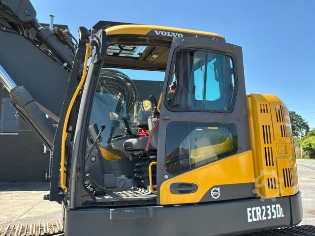 Crawler excavator Volvo ECR 235 DL