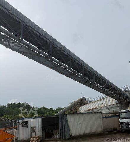 Conveyor belt / Inclined conveyor Sonstige Förderband