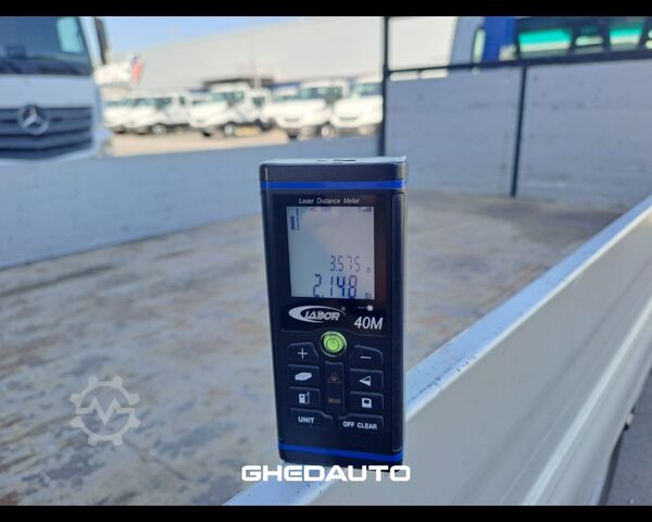 Kleinbus IVECO 35C15 - CASSONE + GRU