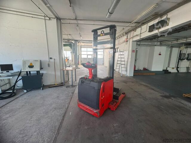 Hochhubwagen LINDE L16 /131