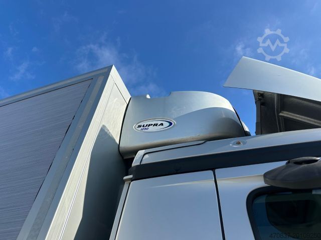 Kühlkoffer-LKW MERCEDES-BENZ Actros 2536 6x2 / Carrier 1250 / LBW / Seitentür