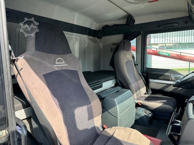 LKW mit Getränkeaufbau MAN TGS 26.440 / Böse / LBW / KompletteZug