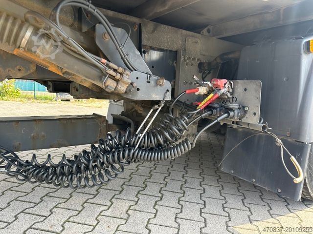 LKW mit Getränkeaufbau MAN TGS 26.440 / Böse / LBW / KompletteZug