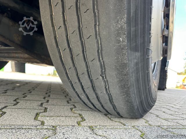 LKW mit Getränkeaufbau MAN TGS 26.440 / Böse / LBW / KompletteZug