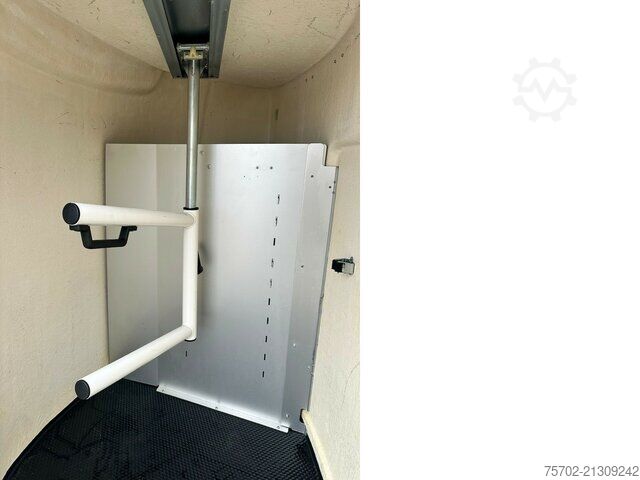 Viehanhänger Humbaur Maximus 2-Pferdeanhänger