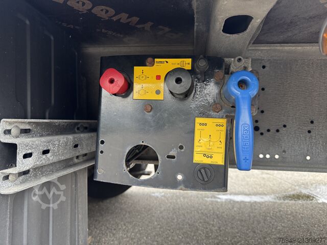 SCS 24/L Mega Liftachse, 3m Innenhöhe Schmitz Cargobull SCS 24/L Mega Liftachse, 3m Innenhöhe