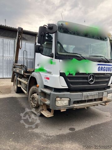Skip truck MERCEDES-BENZ 1833