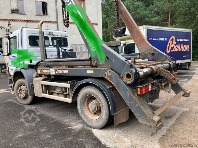 Skip truck MERCEDES-BENZ 1833