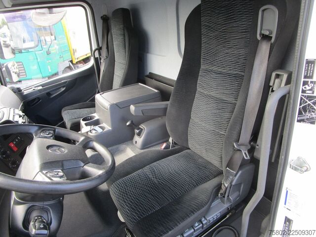 Curtain sider van MERCEDES-BENZ Atego 818L *6,10m+LBW+KLIMA+AHK+1-Hand*