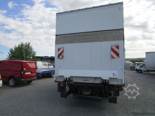 Pick-up van MERCEDES-BENZ Atego 818L *6,10m+LBW+KLIMA+AHK+1-Hand*