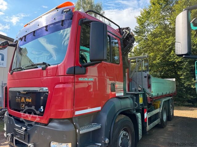 Three-sided tipper truck MAN TGS 28.480 6x4-4 ALLRAD KRAN 19m SEILWINDE Wechs
