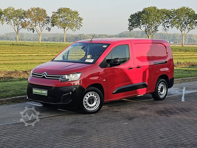 Suitcase CITROEN BERLINGO 1.4 XL 130 AUT.  34 dkm.