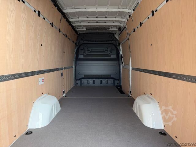 High-roof van Mercedes-Benz Sprinter 319 CDI 4325 DISTRONIC Klima AHK
