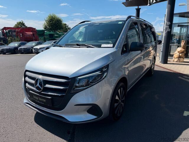 Minibus Mercedes-Benz Vito 116 CDI Tourer 4x4 AHK2,5 DISTRONIC Stdh