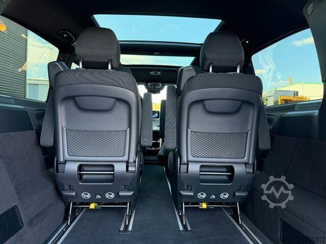 High-roof van Mercedes-Benz V 300 d STYLE AMG 4MATIC AIRMATIC DISTRONIC Pano