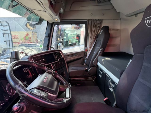 Standard tractor unit IVECO S-Way 480/Intarder/2xTank/Navi/Spoiler