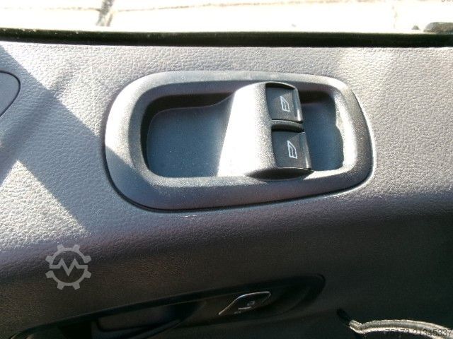 Sonderausbau-Transporter FORD e-Transit 425 L3H2 Trend KMP Bi-Xenon Rampe