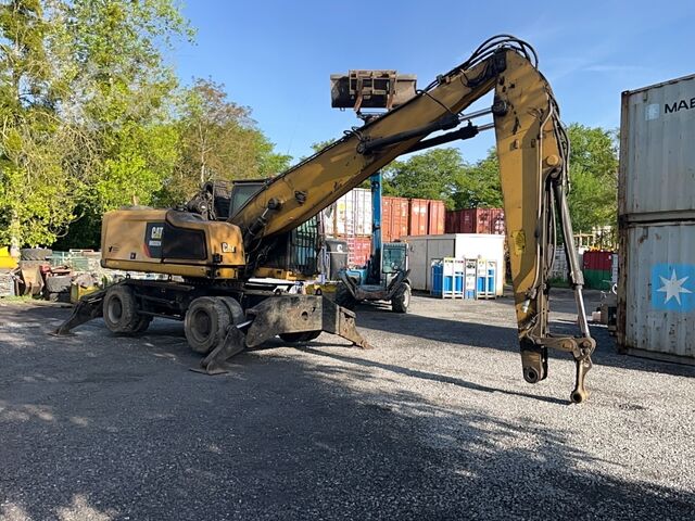 Material Handling Excavator Caterpillar MH3024