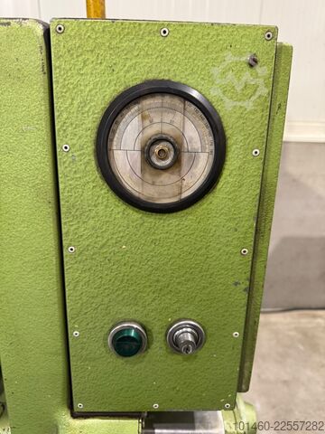 Schwenkbiegemaschine (Abkantbank) HERA UM II