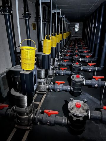 Collection of pumps and reverse osmosis system Grundfos CRNE 32-1-1 A-F-G-E-HQQE