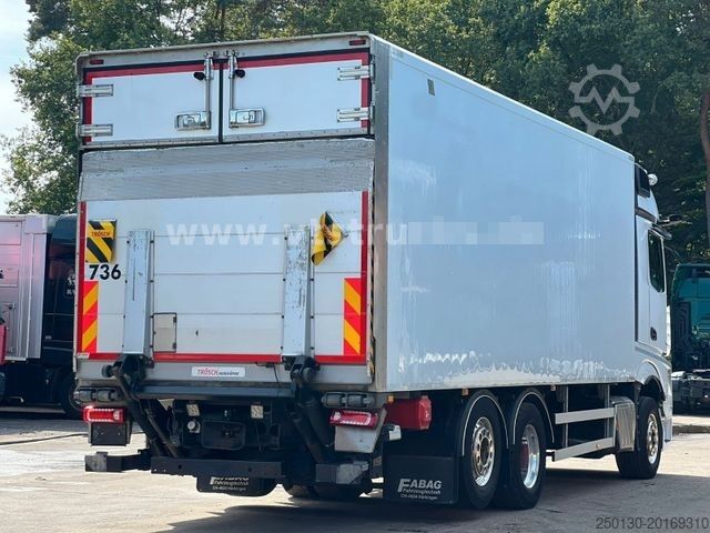 Box truck MERCEDES-BENZ Actros 2553 MP5 6x2 Lenk-/Lift Koffer mit LBW