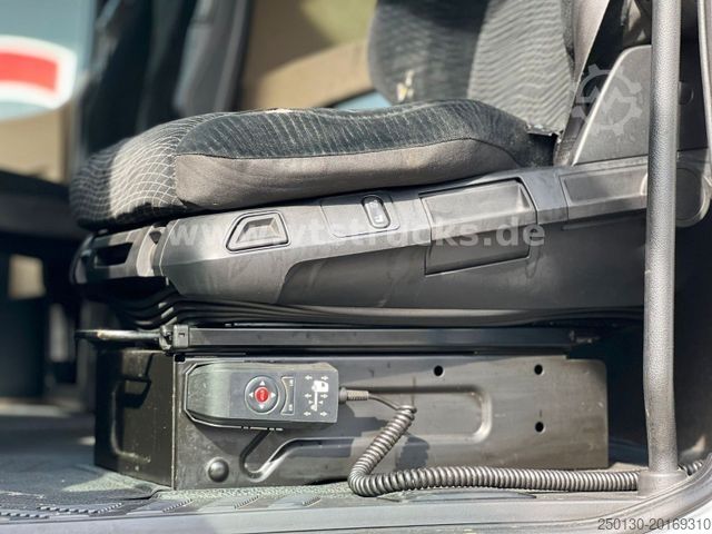 Box truck MERCEDES-BENZ Actros 2553 MP5 6x2 Lenk-/Lift Koffer mit LBW