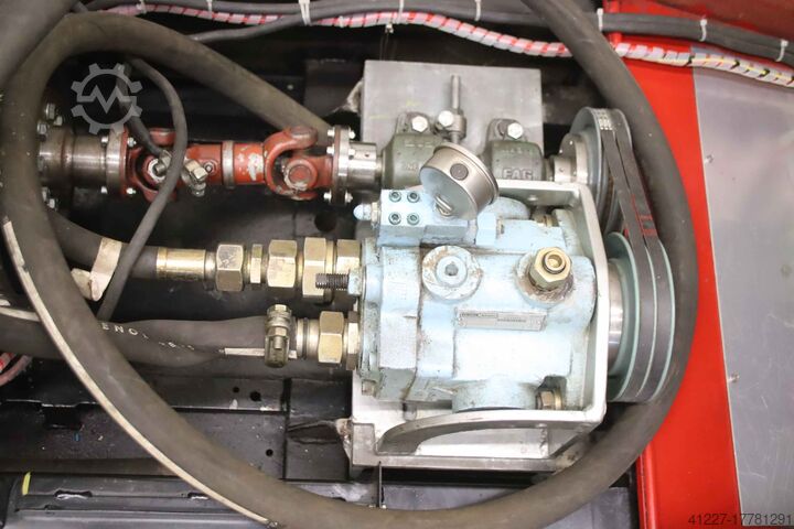 Diesel hydraulic unit 240 bar Lombardini Denison 9 LD 625-2    PV20 2LIC
