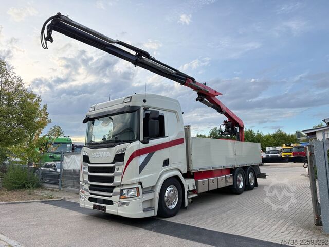 LKW mit Pritsche (offen) SCANIA R500 6x2*4 Baustoff Fassi 215/Retarder/Vollluft
