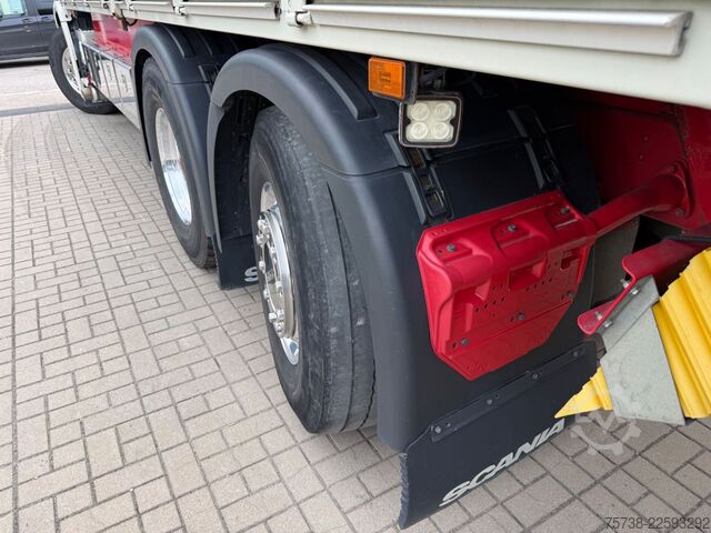 LKW mit Pritsche (offen) SCANIA R500 6x2*4 Baustoff Fassi 215/Retarder/Vollluft