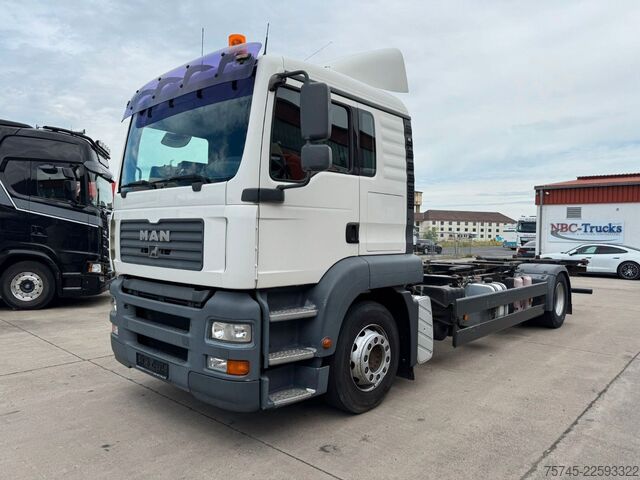 Wechselfahrgestell LKW MAN TGA 18.350 * ANALOG-TACHO * WENIG KM * GEPFLEGT