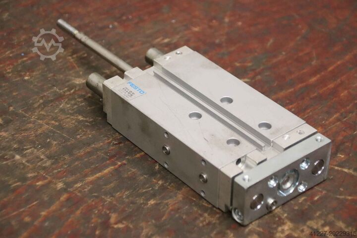 Guide cylinder Festo DFM-20-80-B-P-A-GF-AJ  532316
