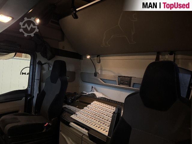 Standard tractor unit MAN TGX 18.470 4x2 BL SA + spoilerpakket