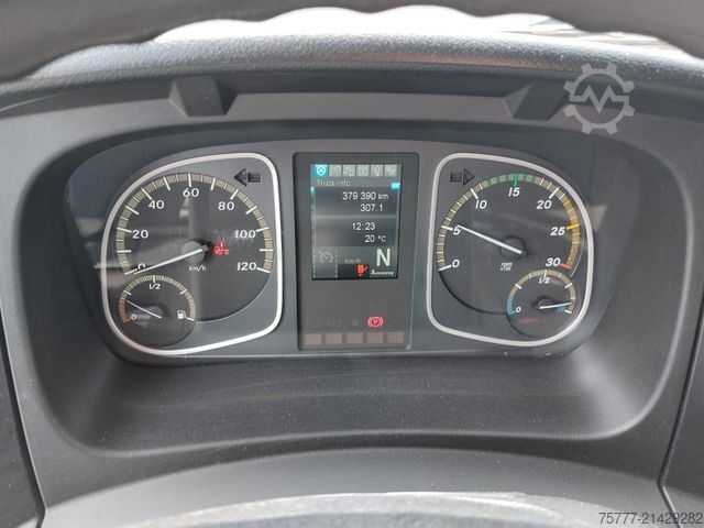 Box truck MERCEDES-BENZ Atego 12-24 Koffer- Blatt/Luft - LBW- Klima