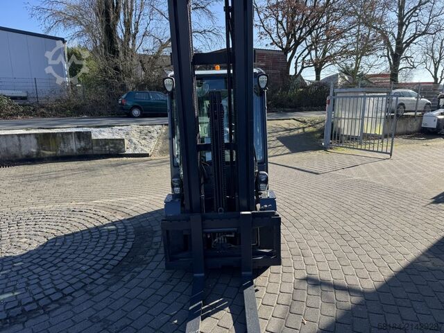 Diesel Forklift Doosan D30S-9