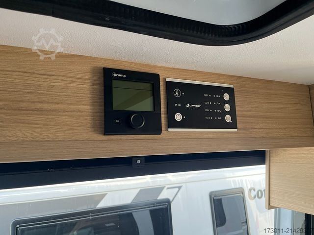 Campervan ROADCAR R540 mit Aufstelldach - Premiumpaket