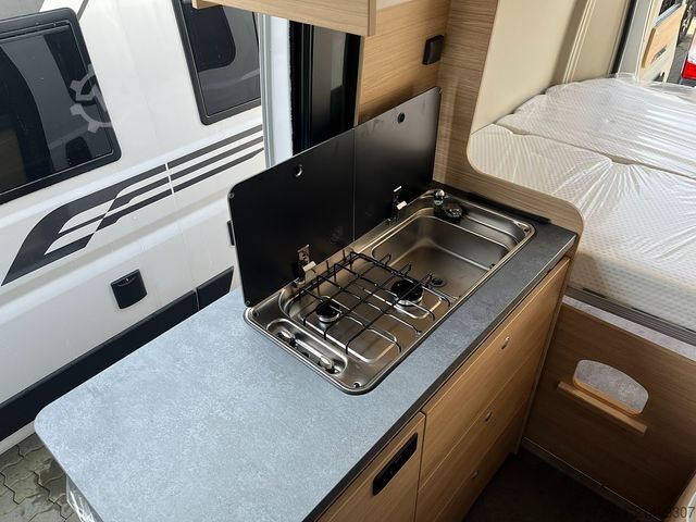 Campervan ROADCAR R540 mit Aufstelldach - Premiumpaket