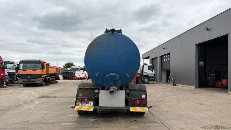 Vacuum truck DAF 75 ATI 270 (10500 L / MANUAL PUMP / MANUAL GEAR...