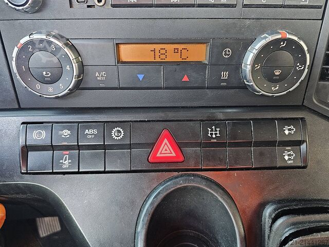 Loading platform MERCEDES-BENZ AROCS 1851 4X4 ATLAS 190 4X HYD